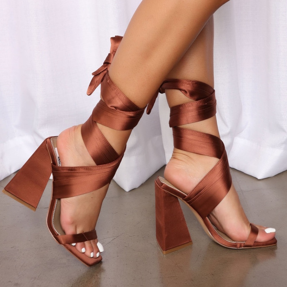 Fashion Nova Chocolate Block Lace Up Platform Heels